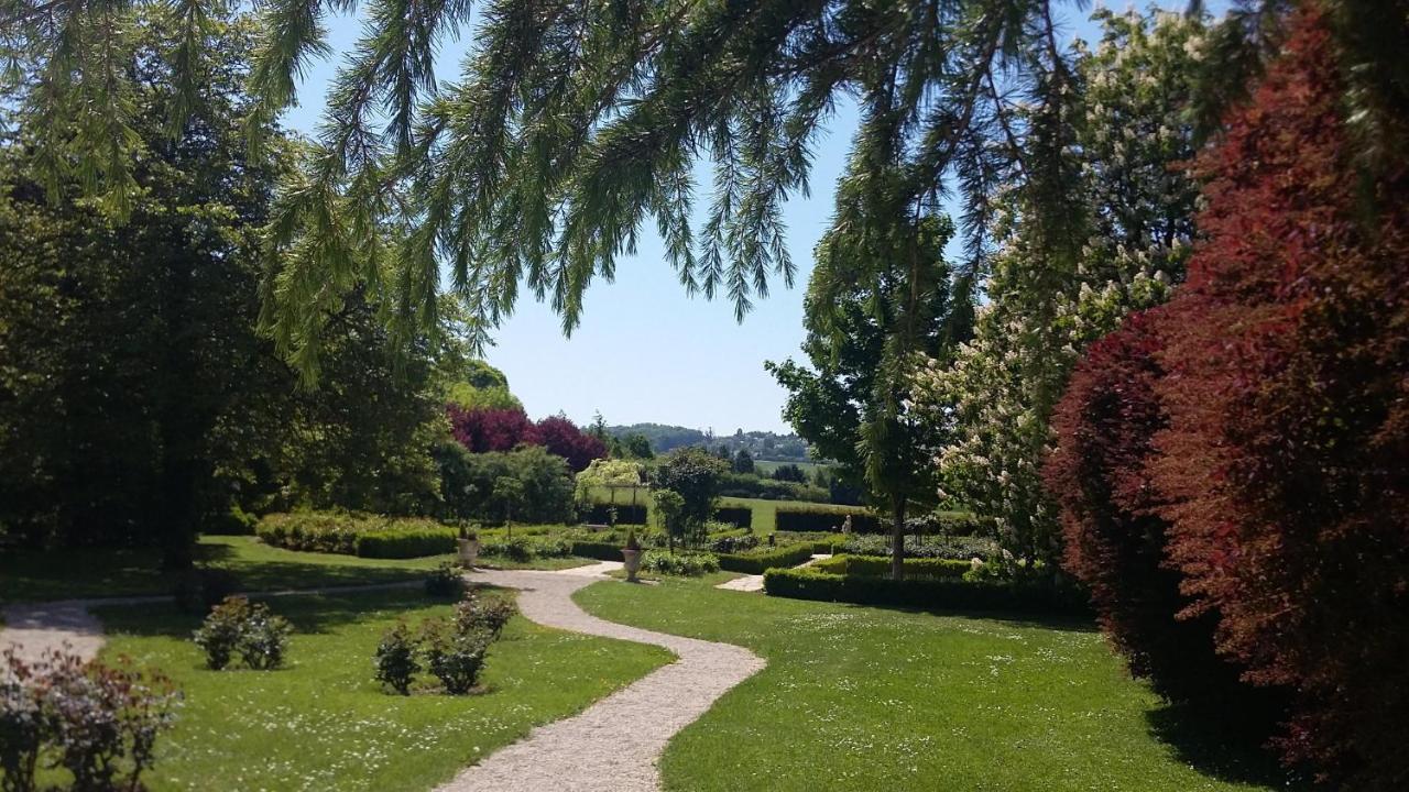 Hostellerie Briqueterie & Spa Champagne Vinay  Exterior photo The gardens of the Château de Launay
