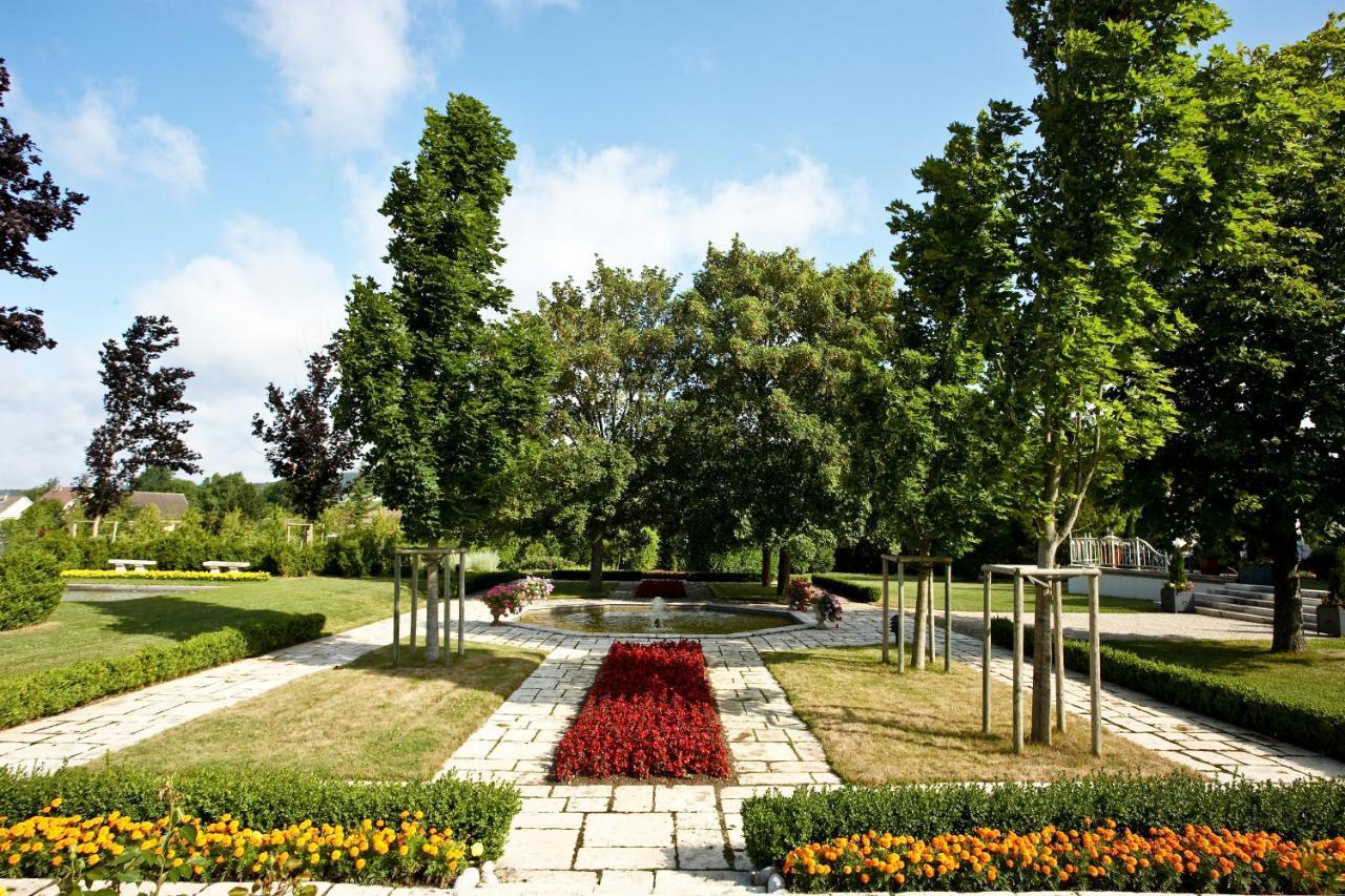 Hostellerie Briqueterie & Spa Champagne Vinay  Exterior photo The park