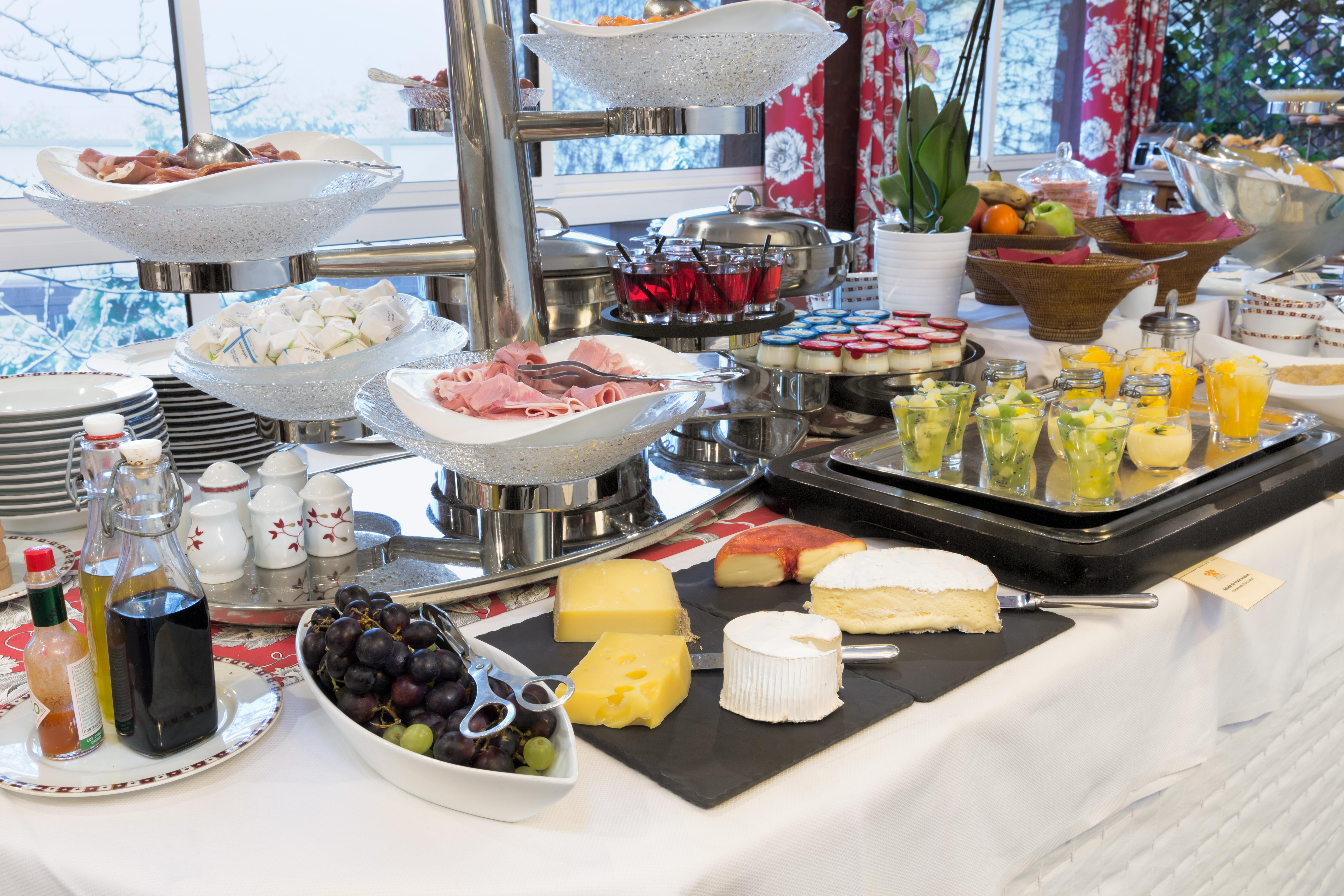 Hostellerie Briqueterie & Spa Champagne Vinay  Exterior photo A cheese platter