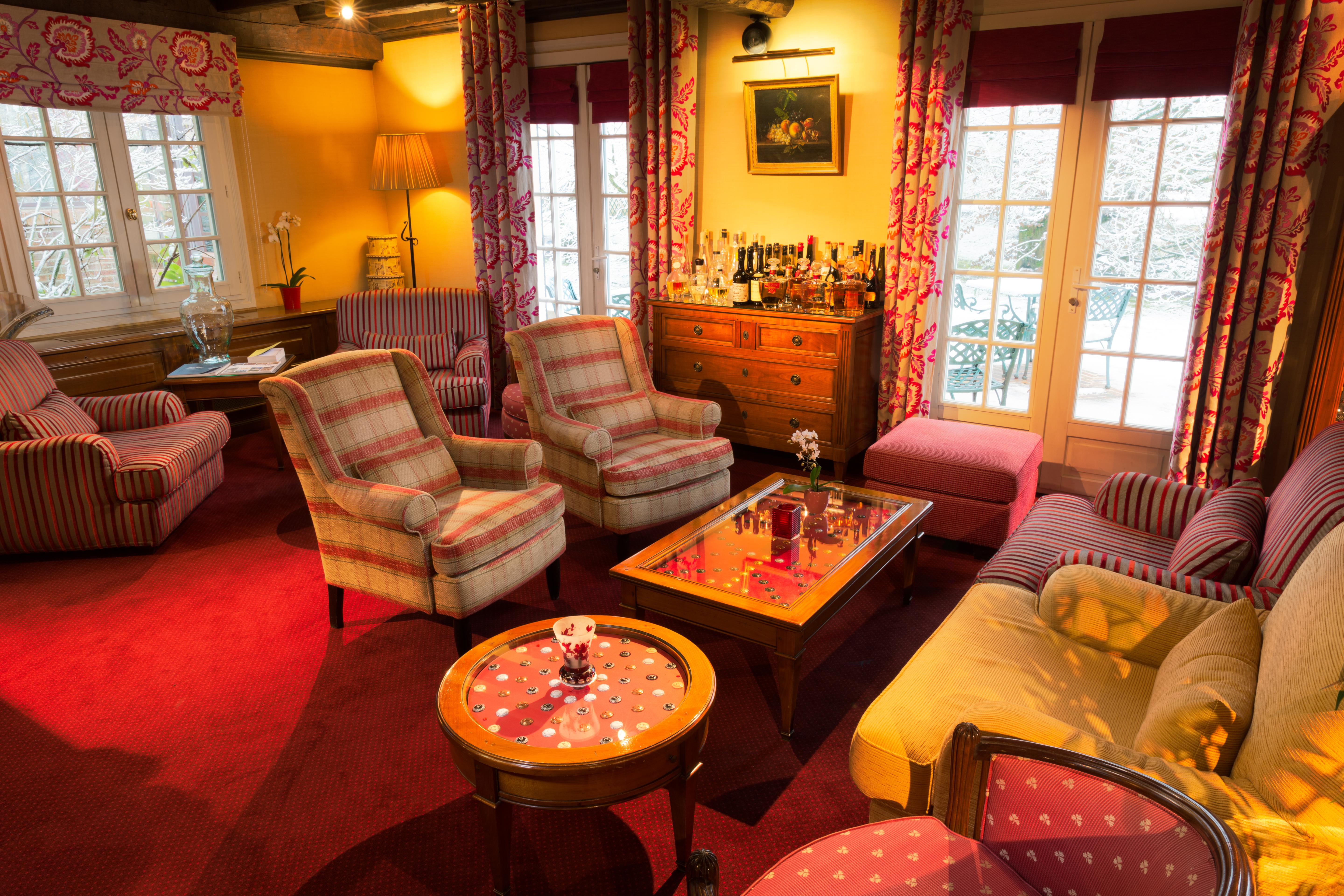 Hostellerie Briqueterie & Spa Champagne Vinay  Exterior photo The drawing room at the hotel