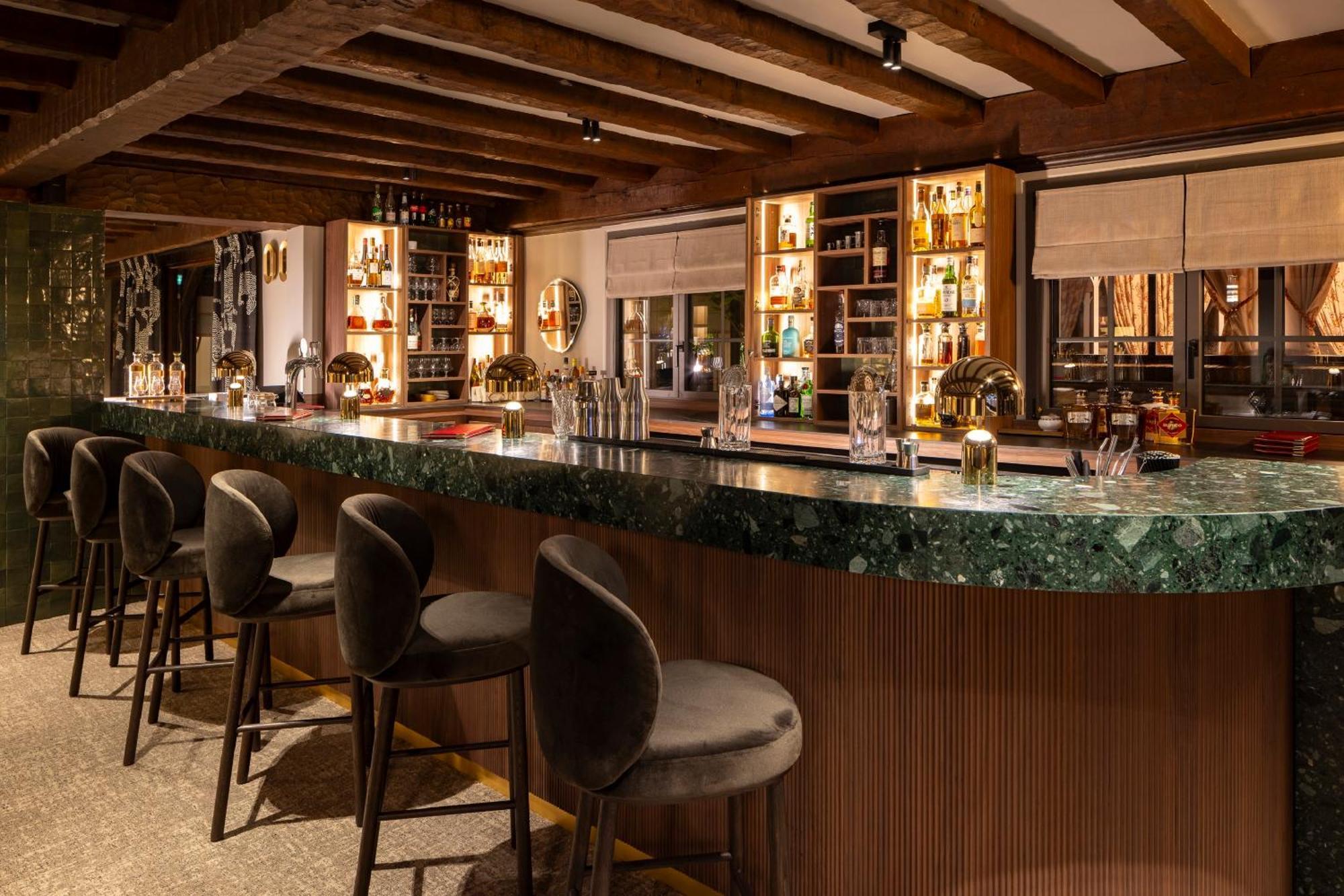 Hostellerie Briqueterie & Spa Champagne Vinay  Exterior photo The bar at the Mandarin Oriental, Munich