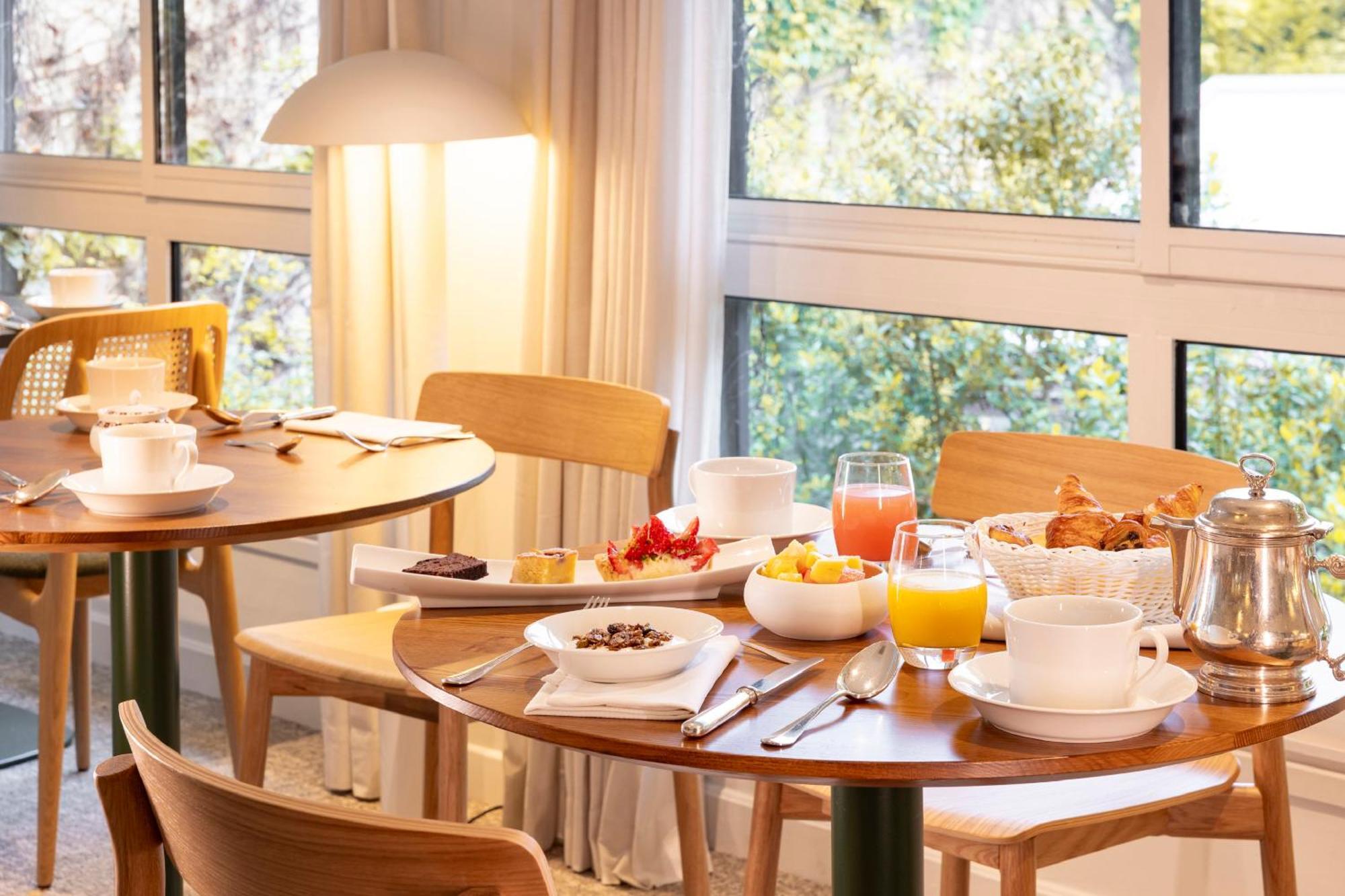 Hostellerie Briqueterie & Spa Champagne Vinay  Exterior photo Breakfast at the hotel