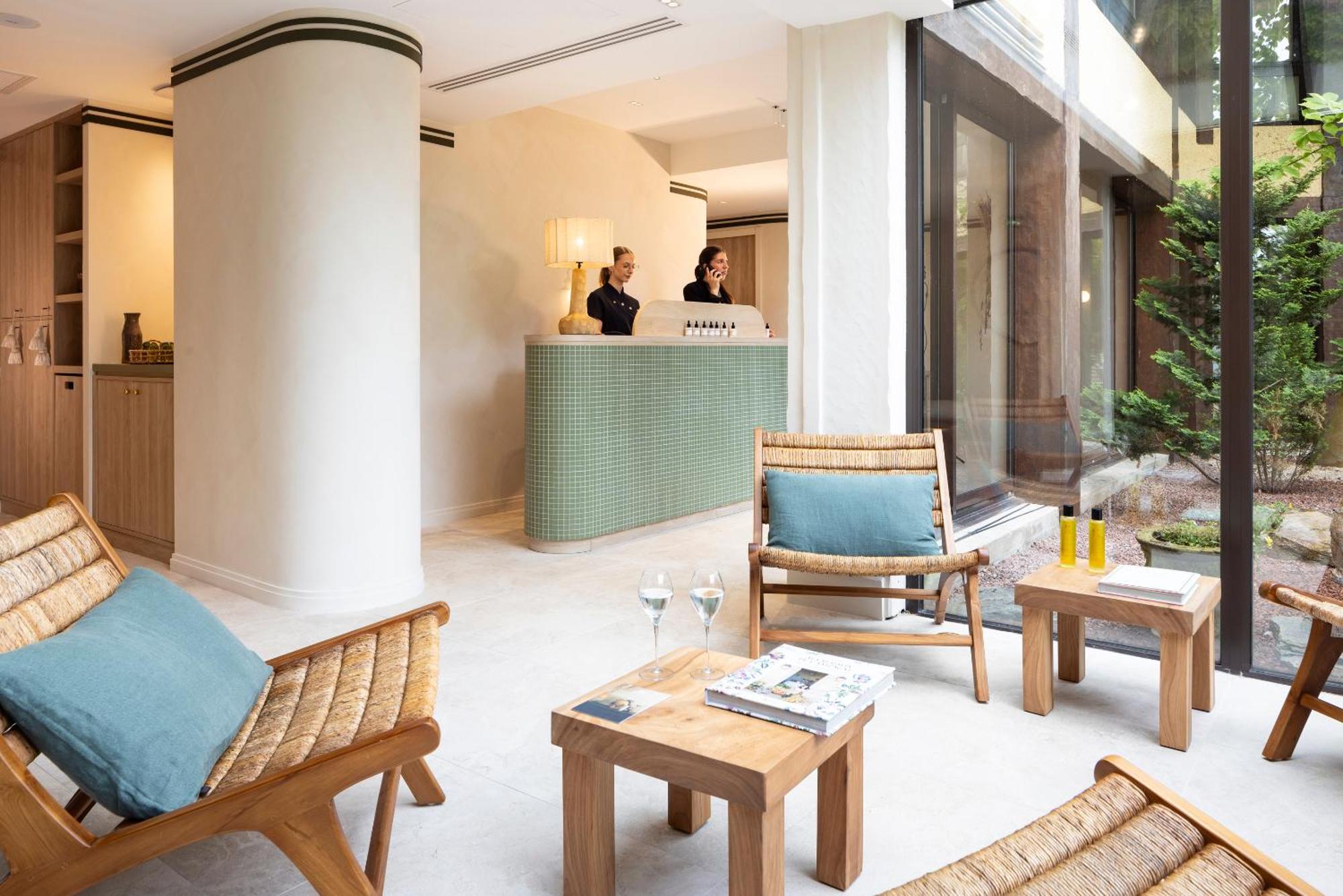 Hostellerie Briqueterie & Spa Champagne Vinay  Exterior photo The Spa at The Landmark